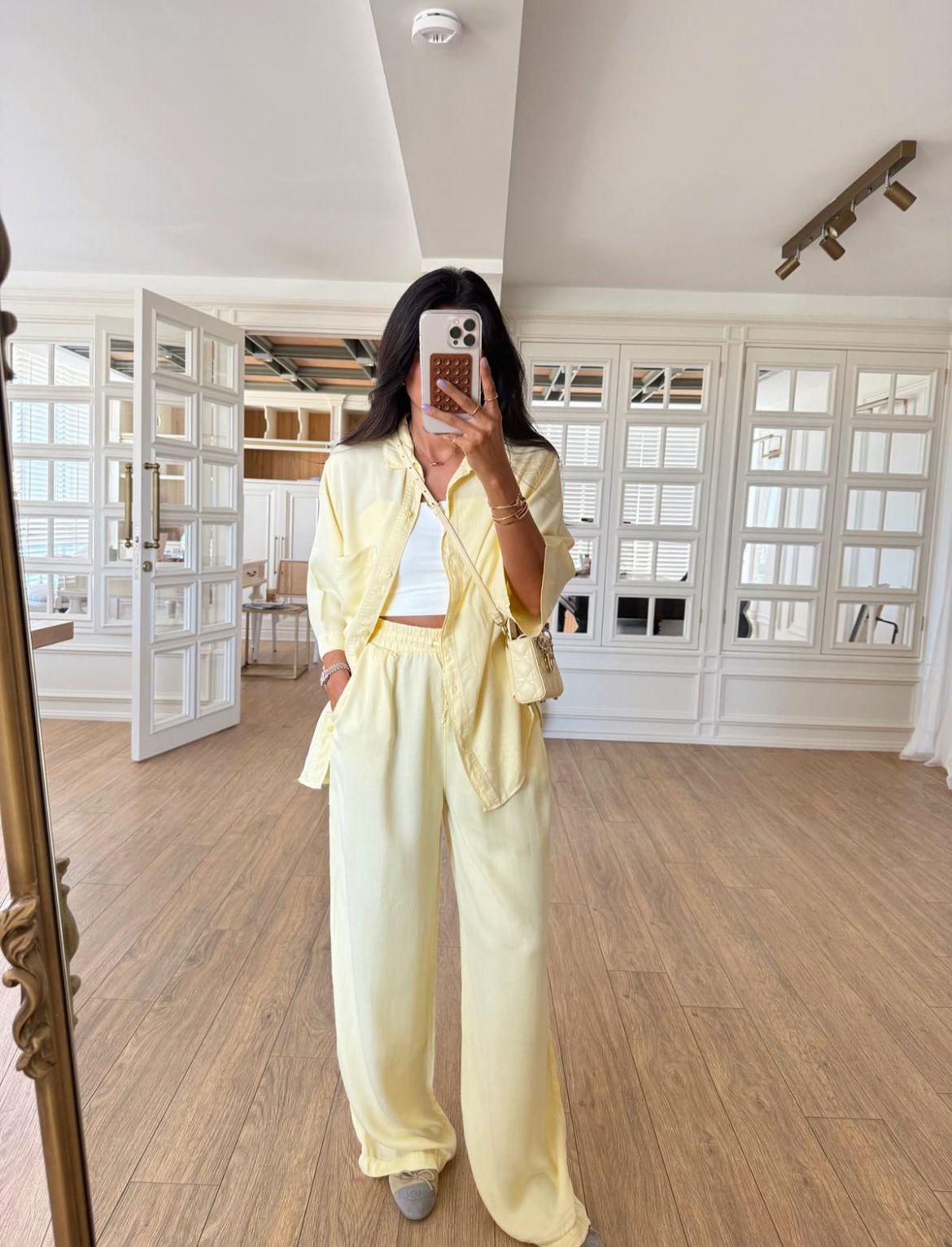 Set Flow Butter Yellow