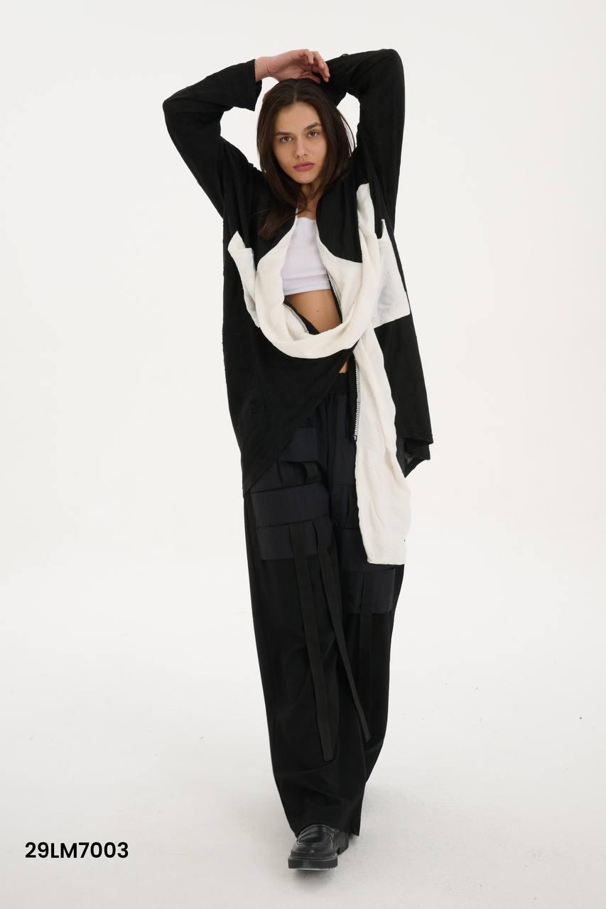 Cardigan Black x White