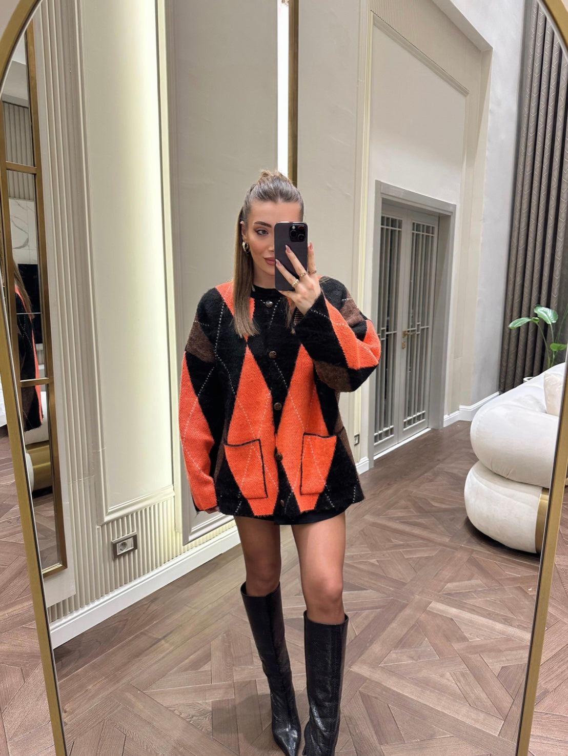 Knitted Orange x Black
