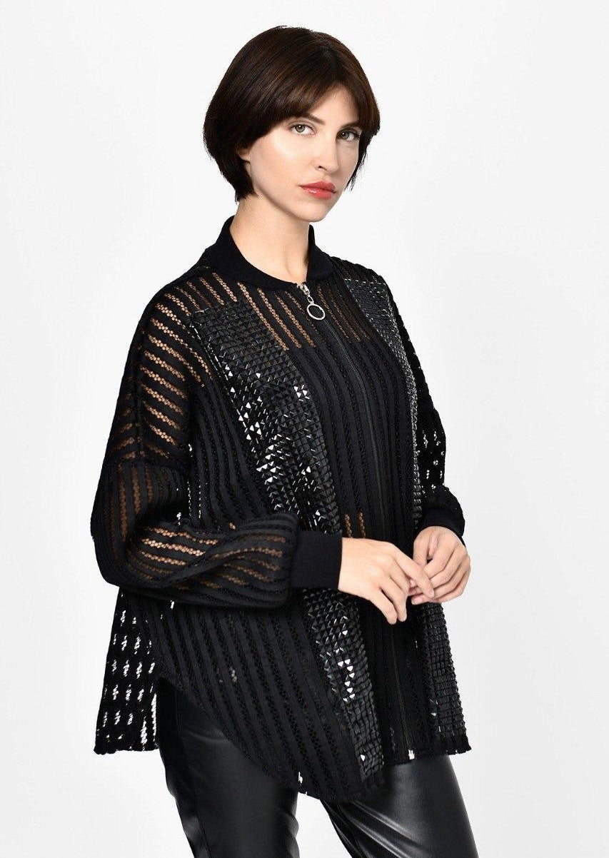 Black zipper lined DQ