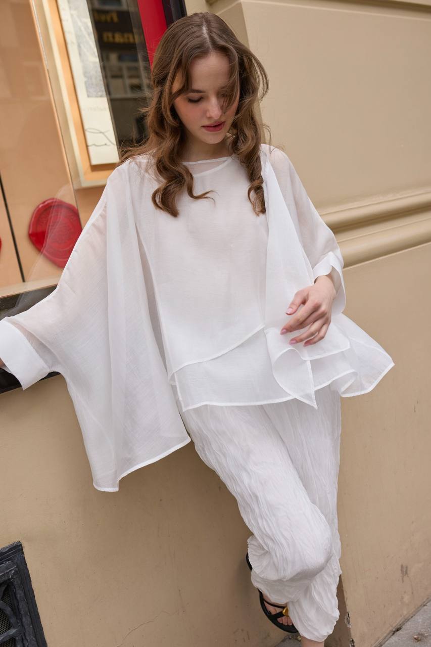 Shirt plain white scarf