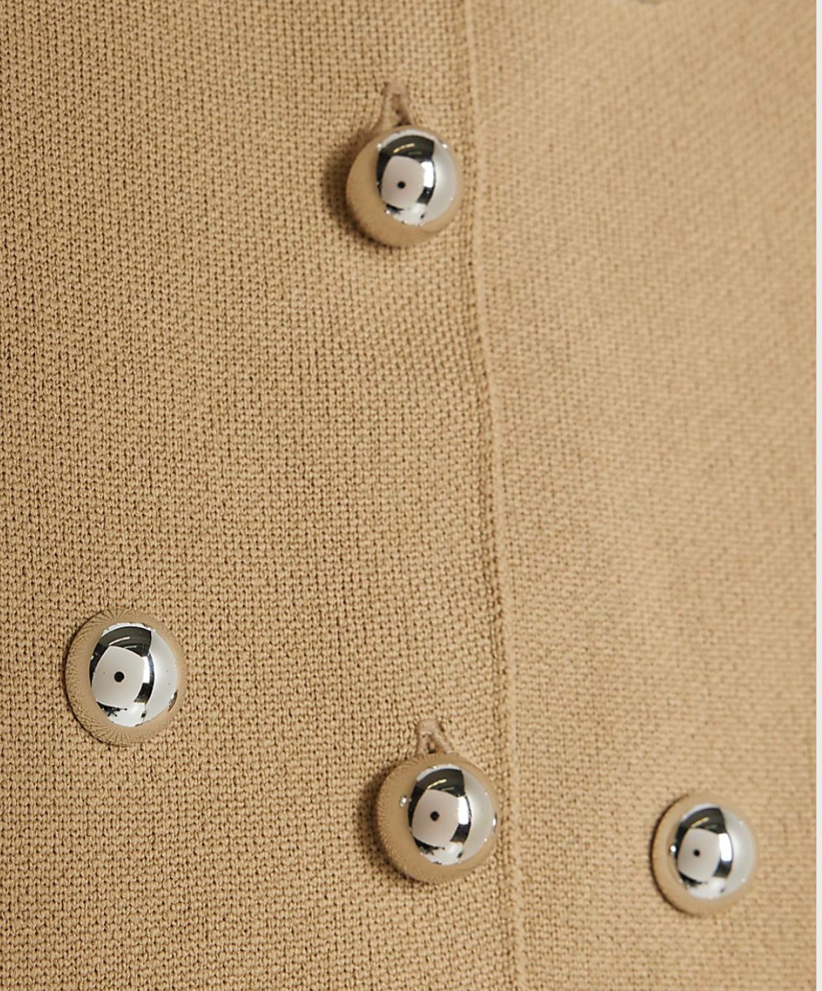 Cardigan Island Studs