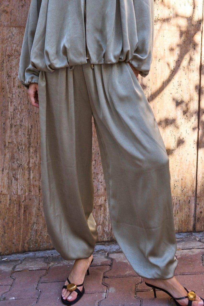 Light Olive Set Silk