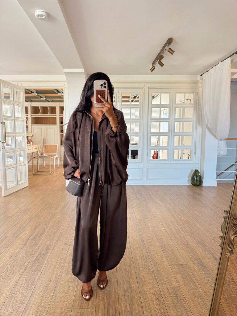 Brown Set Silk