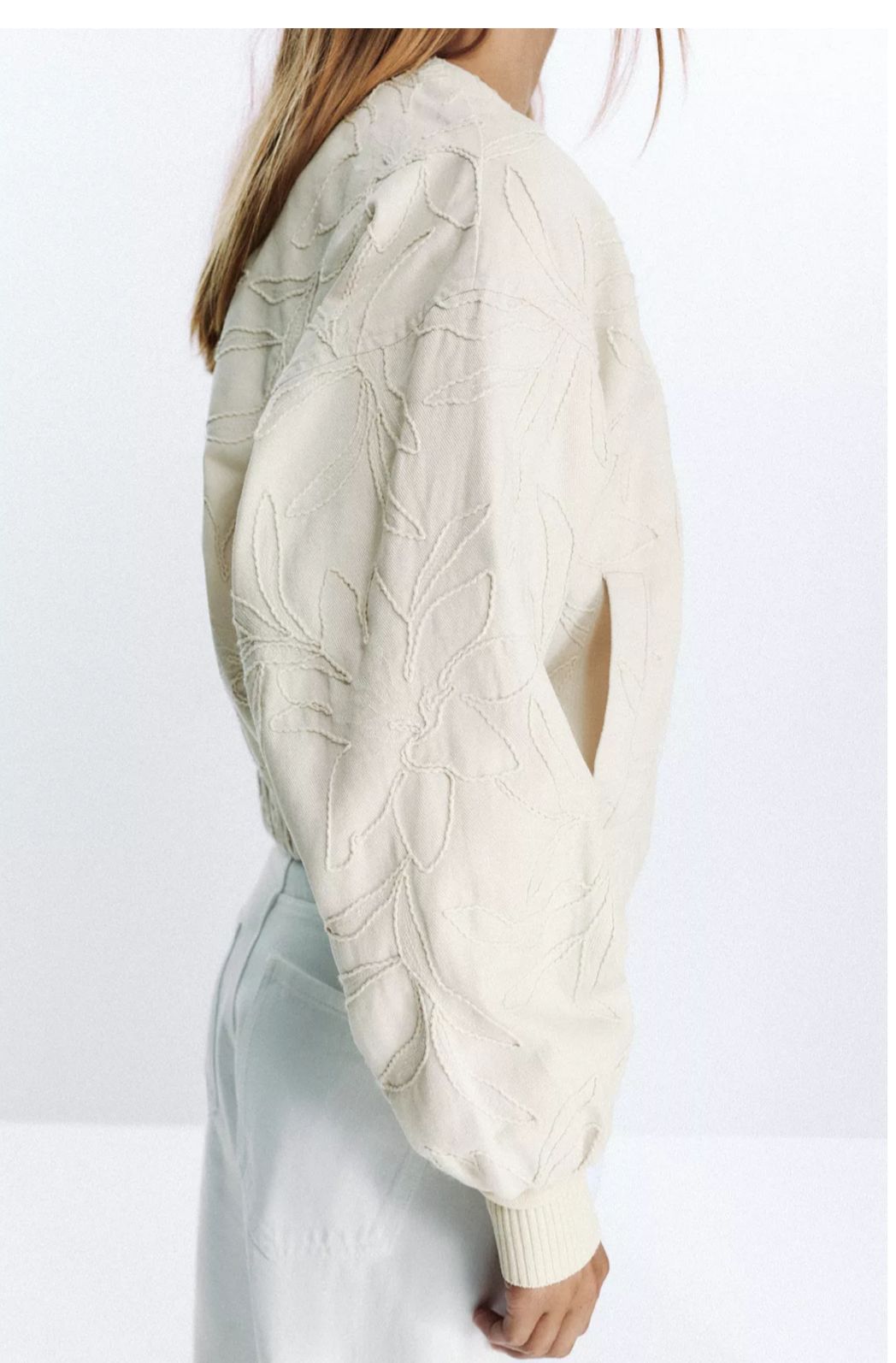 Embroidery Off White