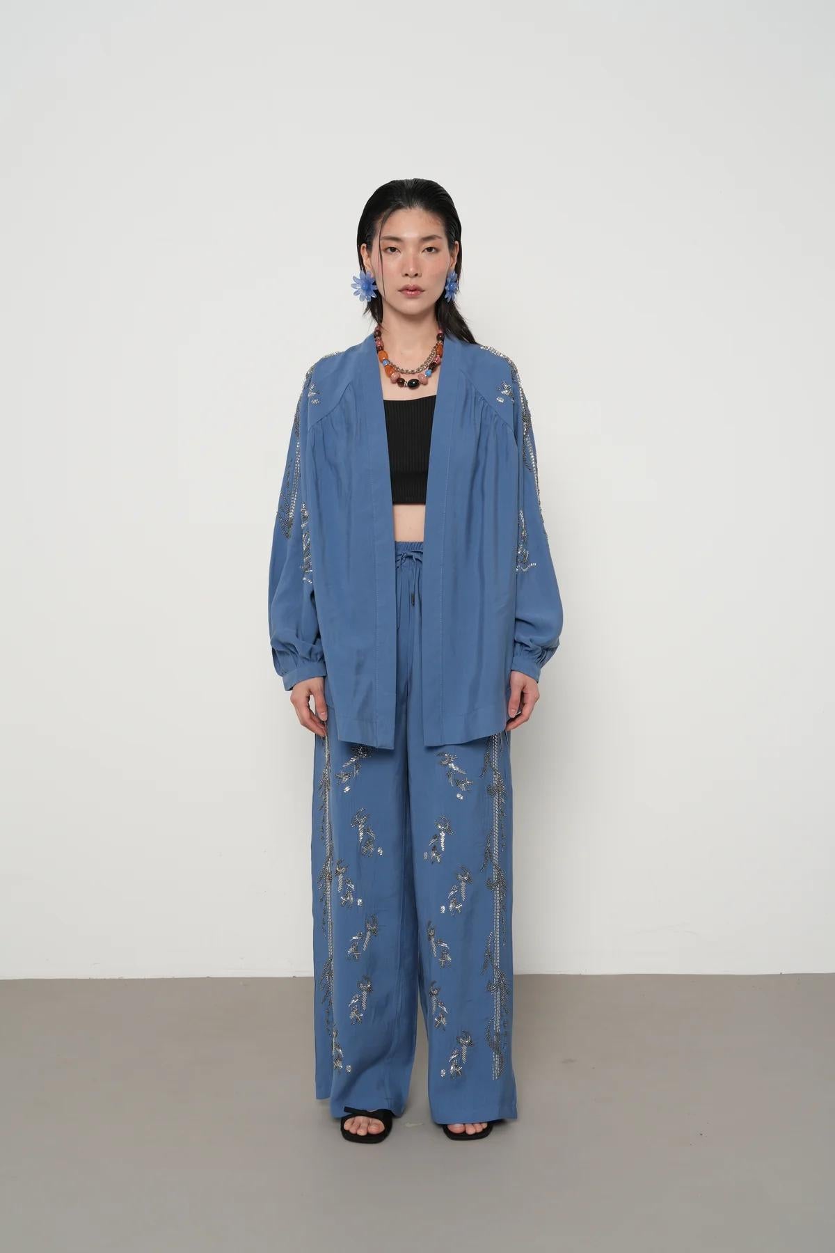 Set Embroidery Blue