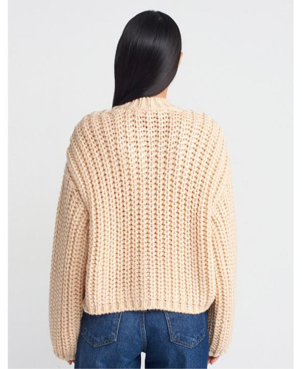 Beige knit gold button