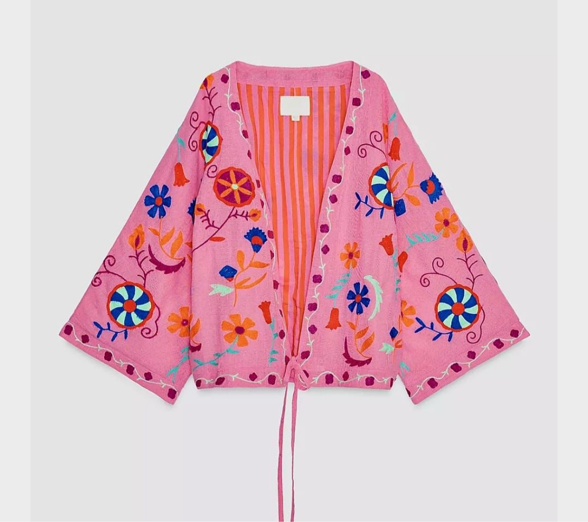 Embroidery Pink kimono