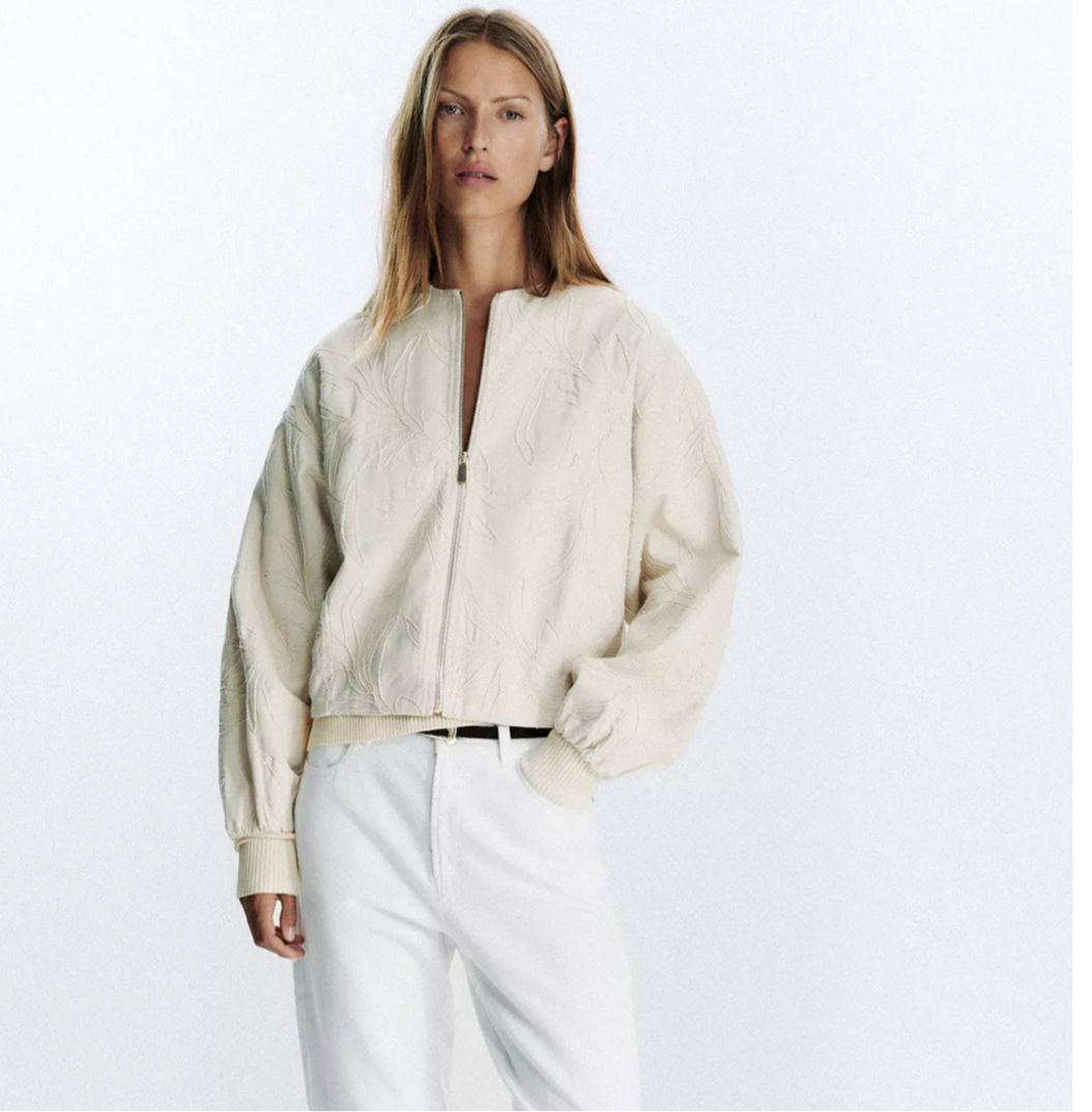 Embroidery Off White