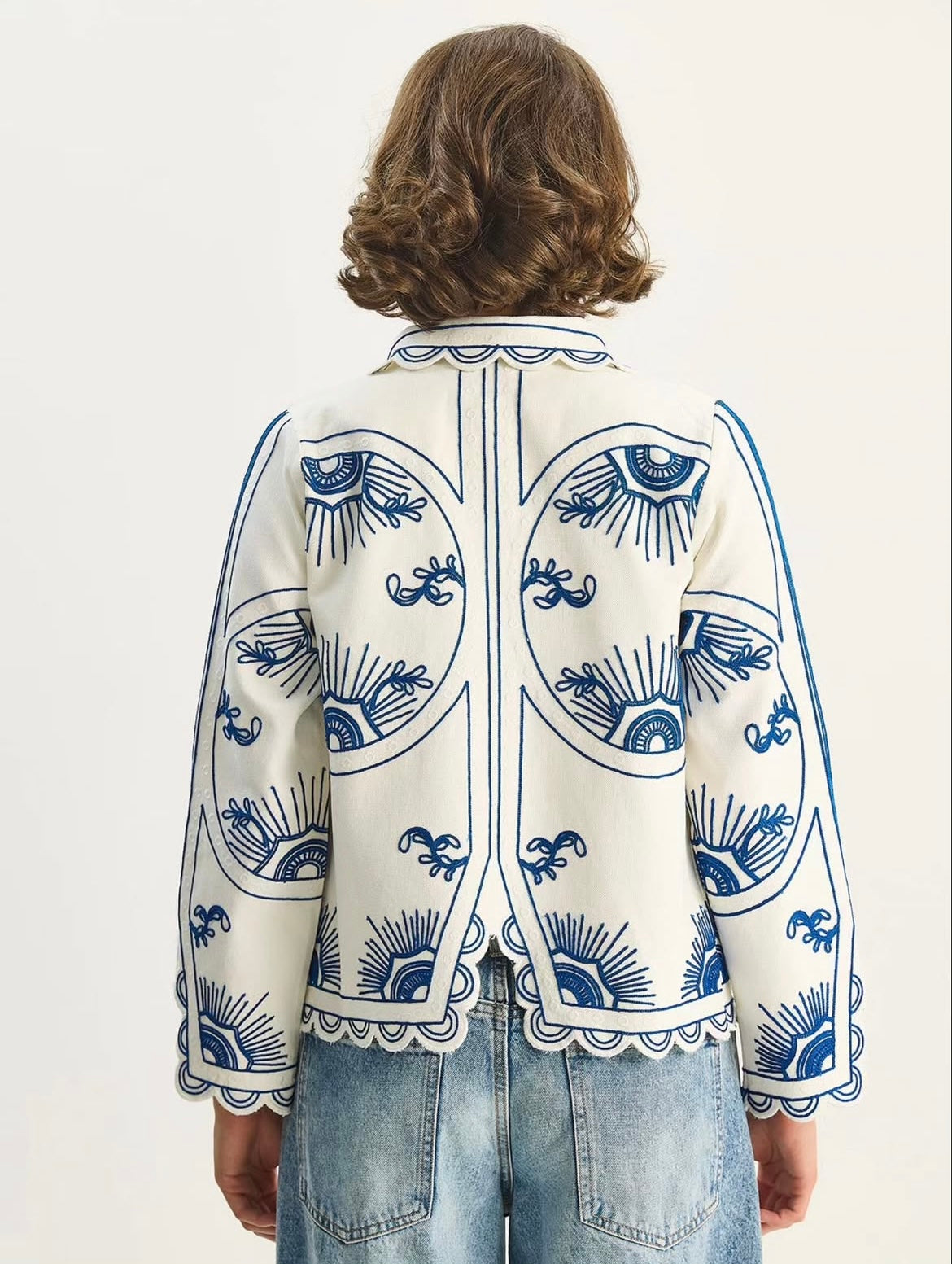 Embroidery Blue Blanc