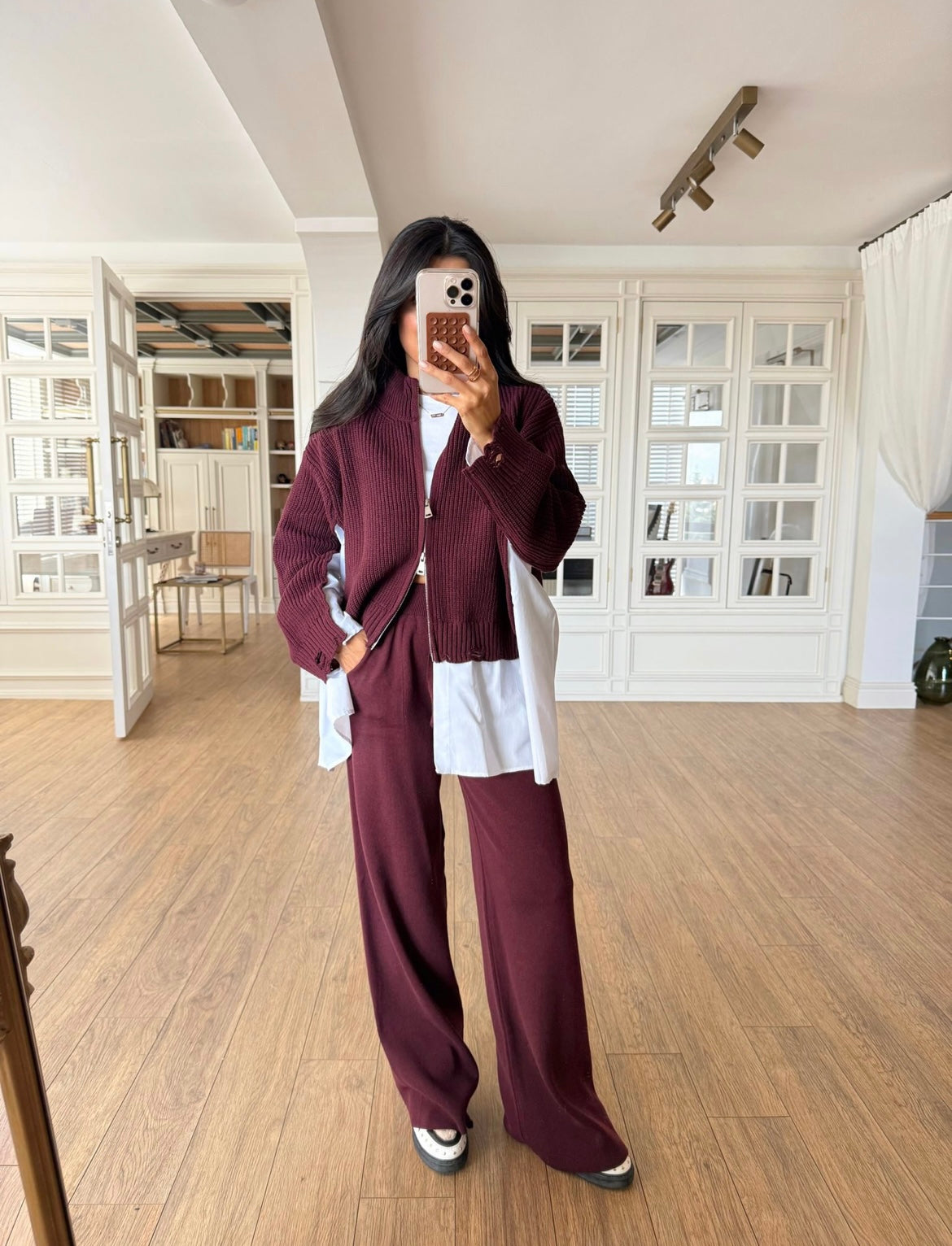 Set attached shirt burgundy