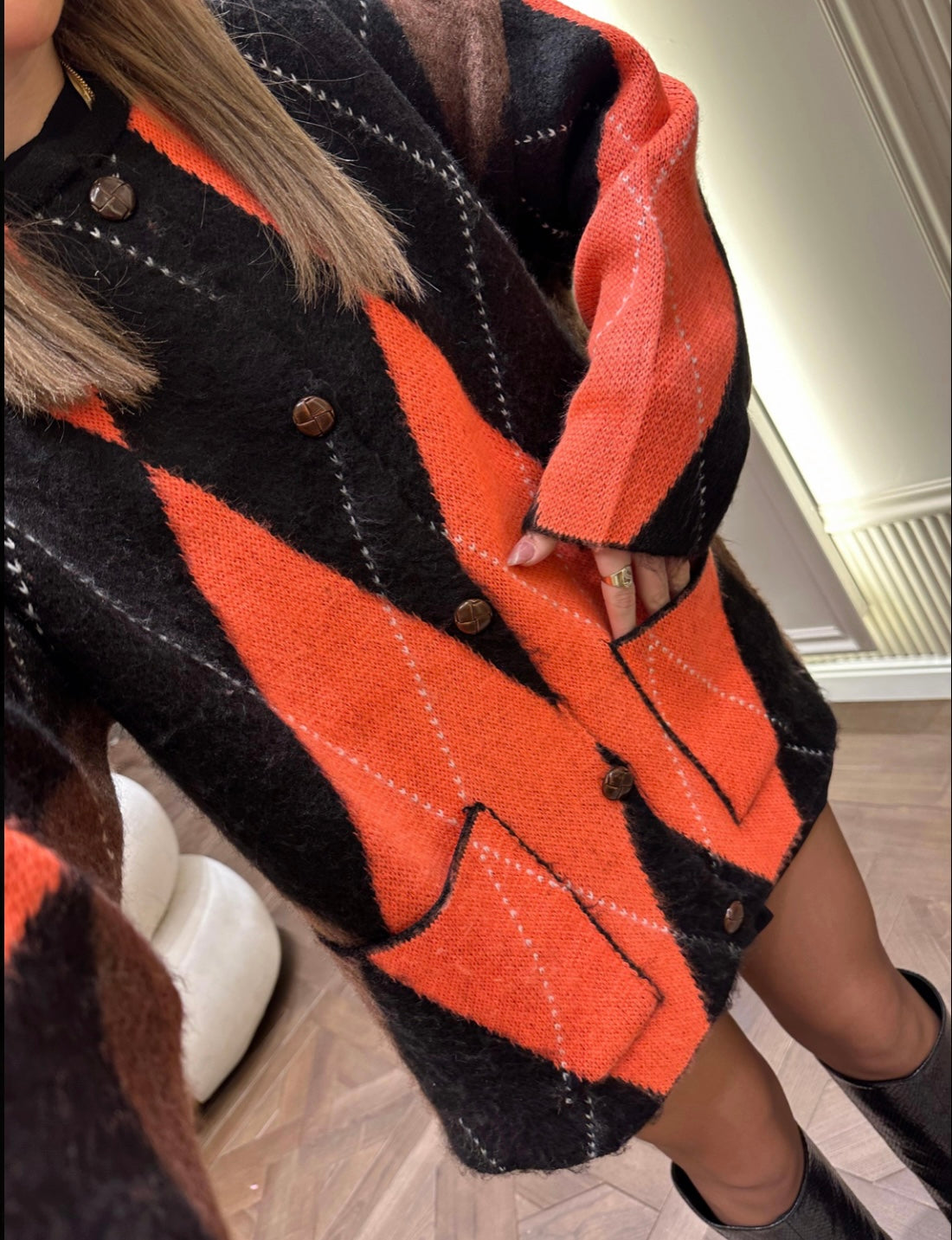 Knitted Orange x Black