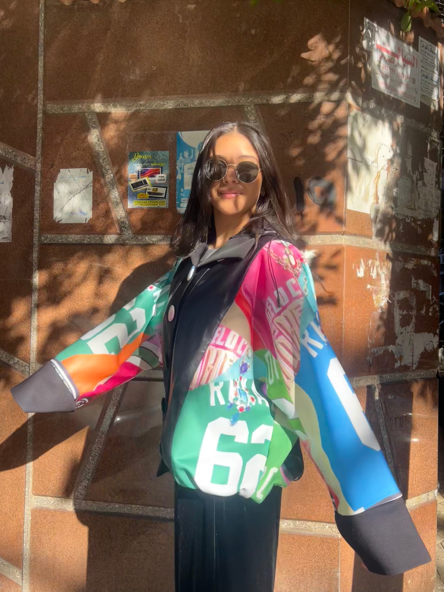 Jacket black colorful sleeves