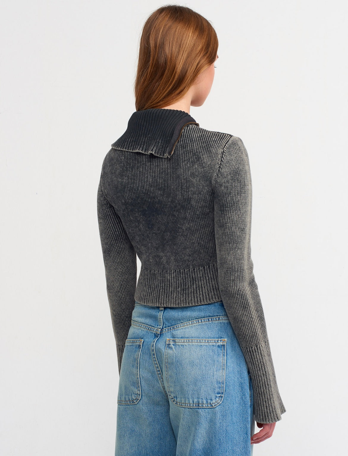 Grey Knit Zipper