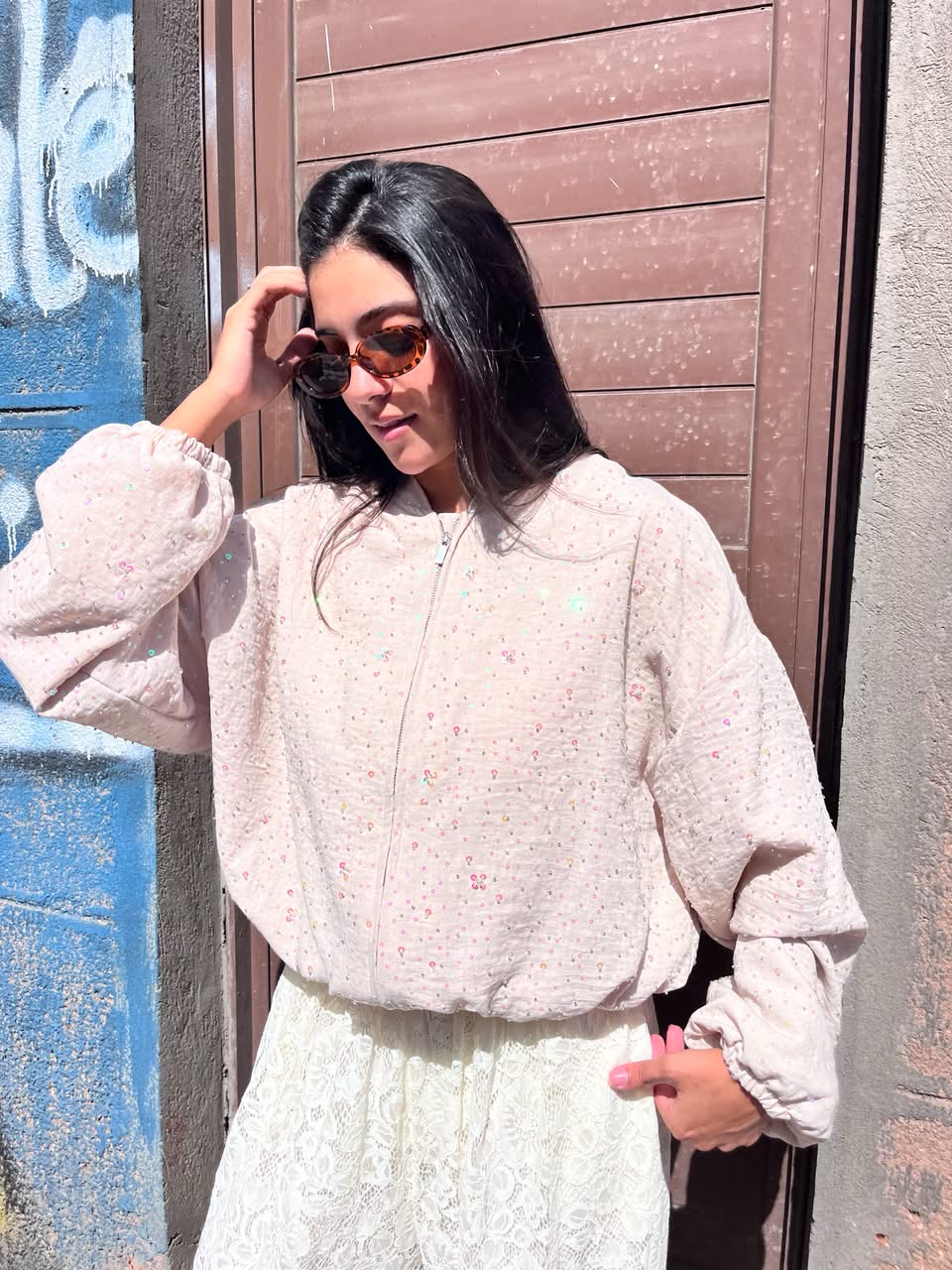 Sweater zipper beige sequins
