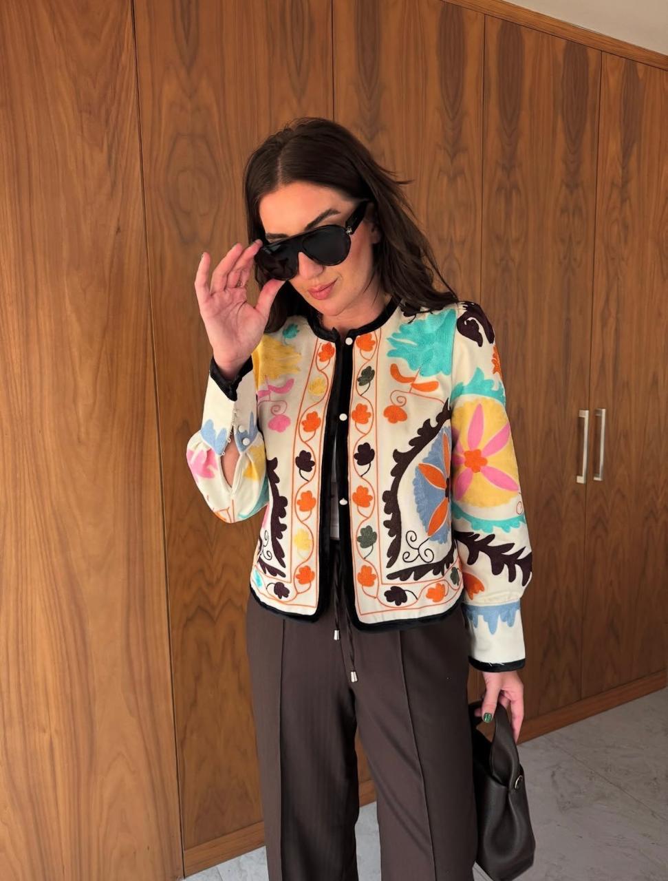 Jacket embroidery colors