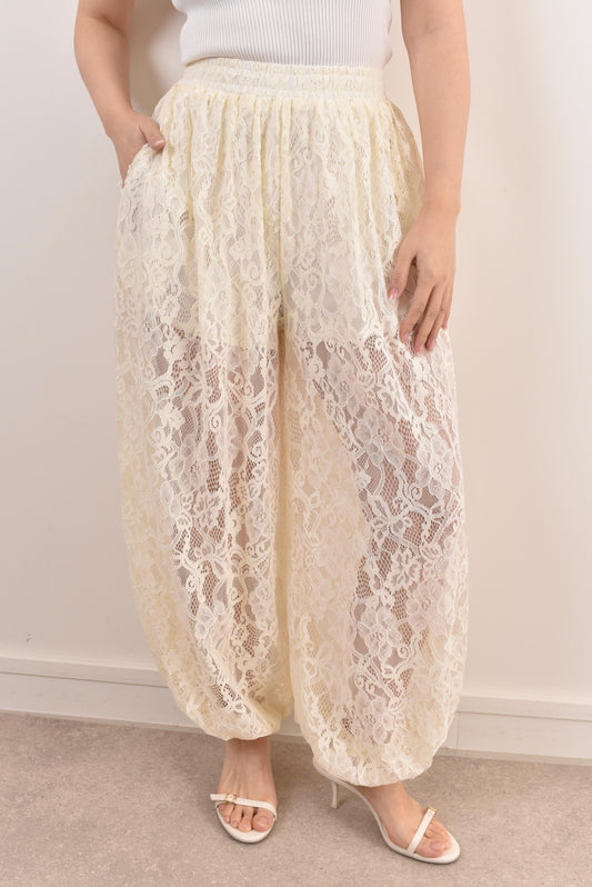 Pants baloon offwhite lace
