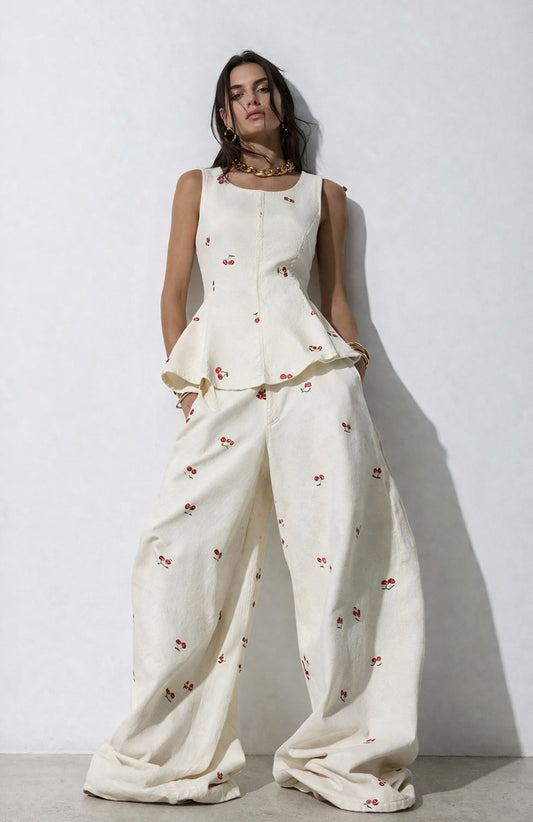 Set polka cherry white