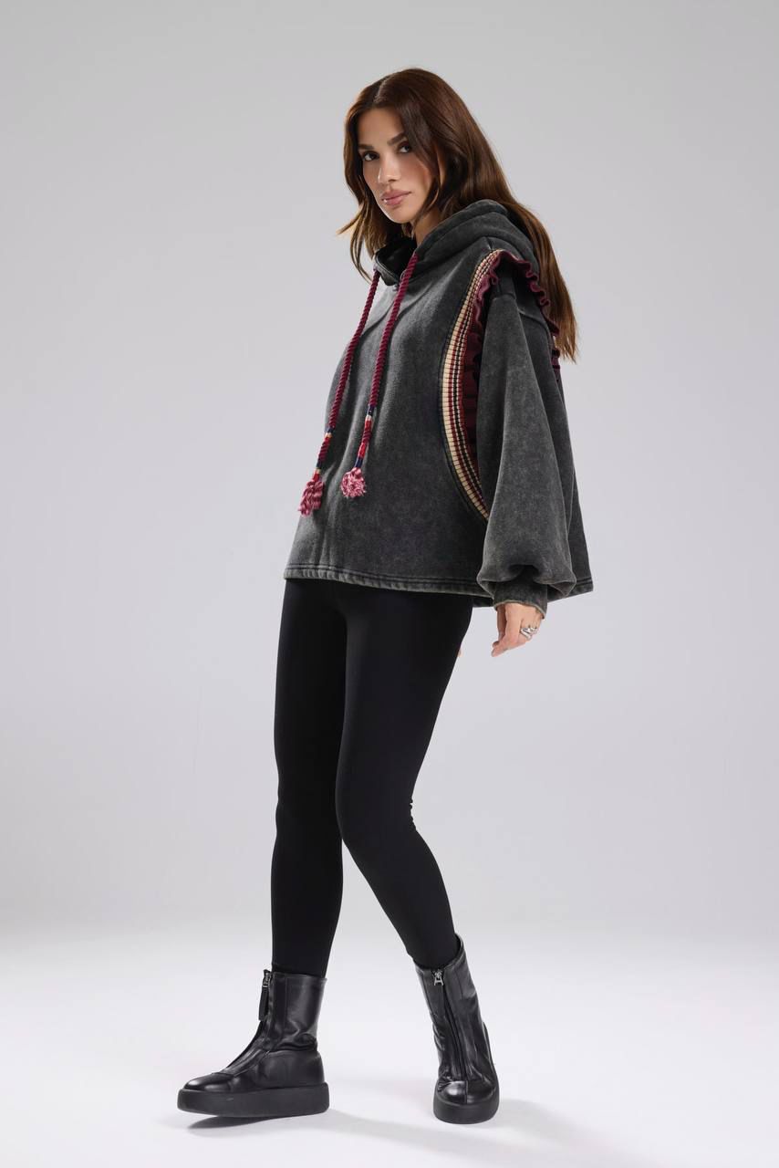 TW Sweat Grey Burgundy Ruffles
