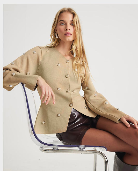 Cardigan Island Studs