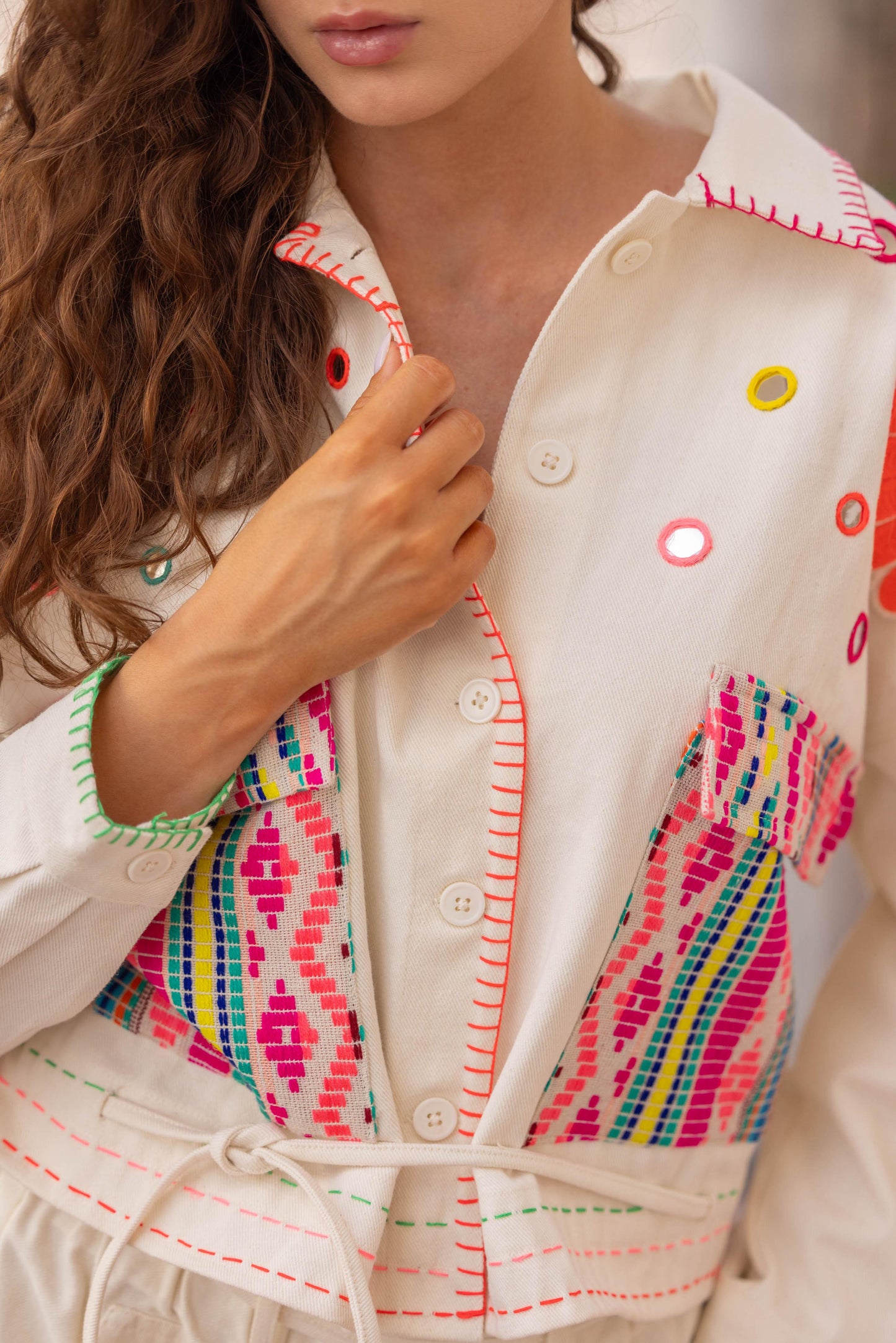 Jacket embroidery off white