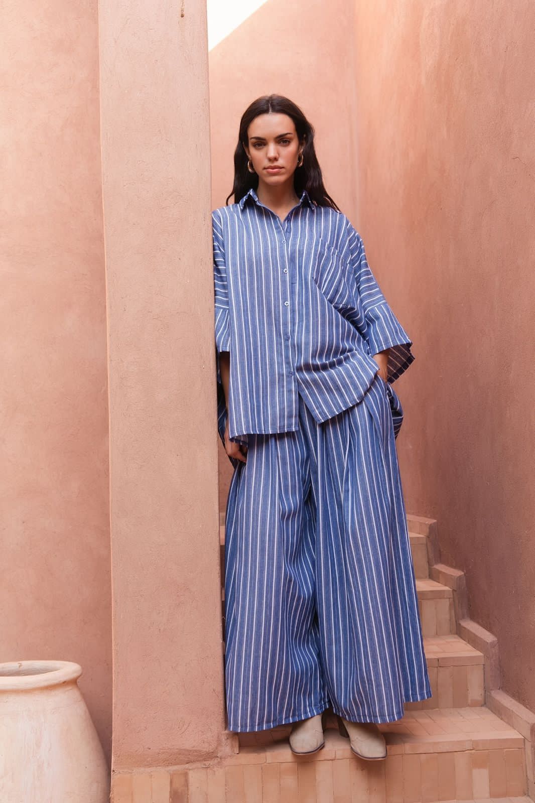 Set stripe blue light