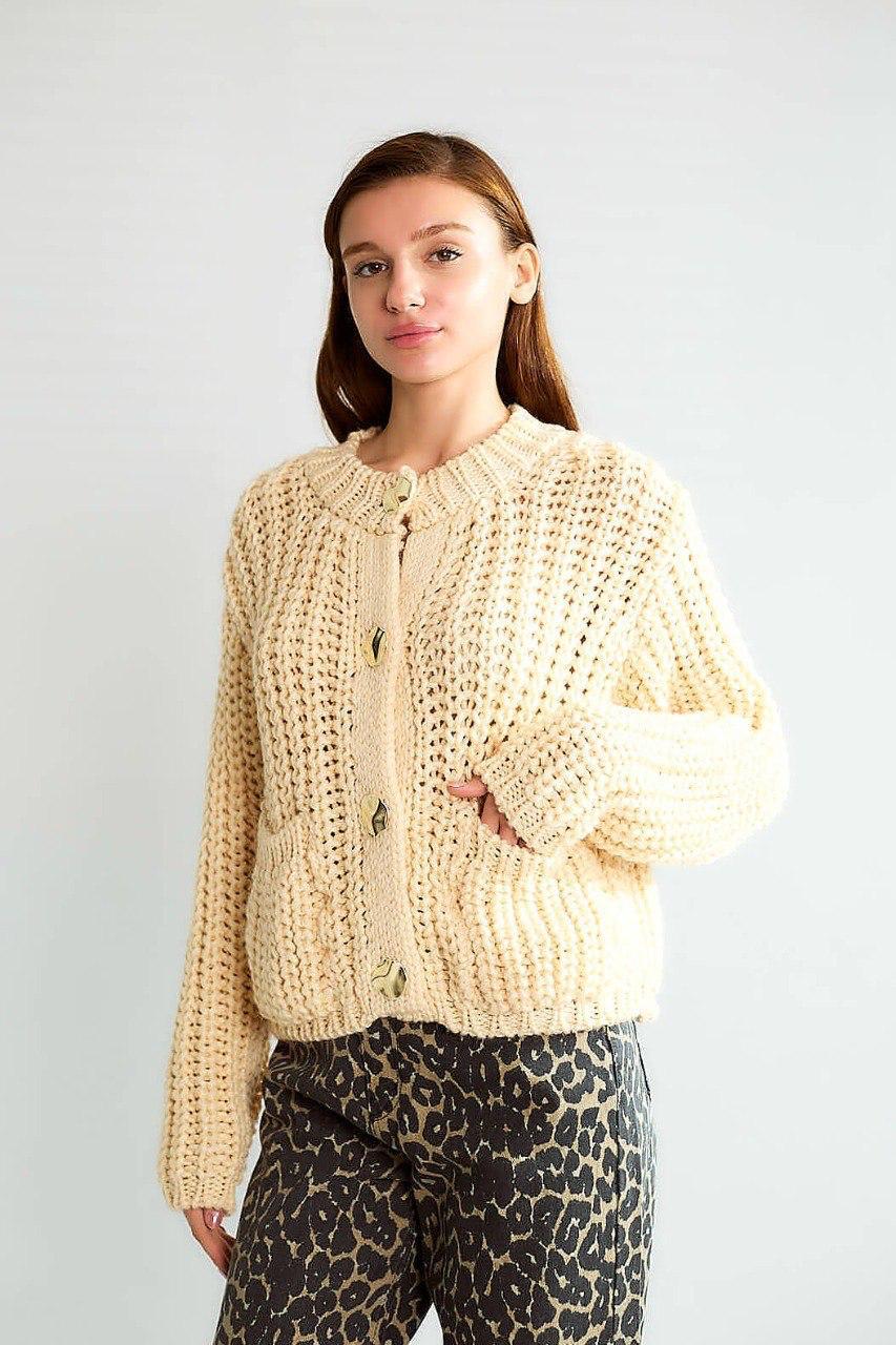 Cardigan offwhite gold button