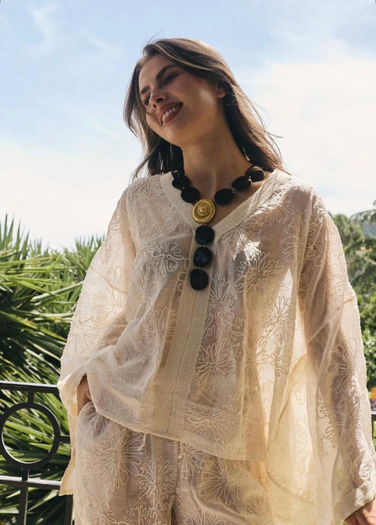 Set embroidery off-white