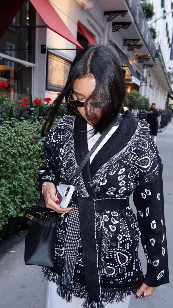 Bandana cardigan black white