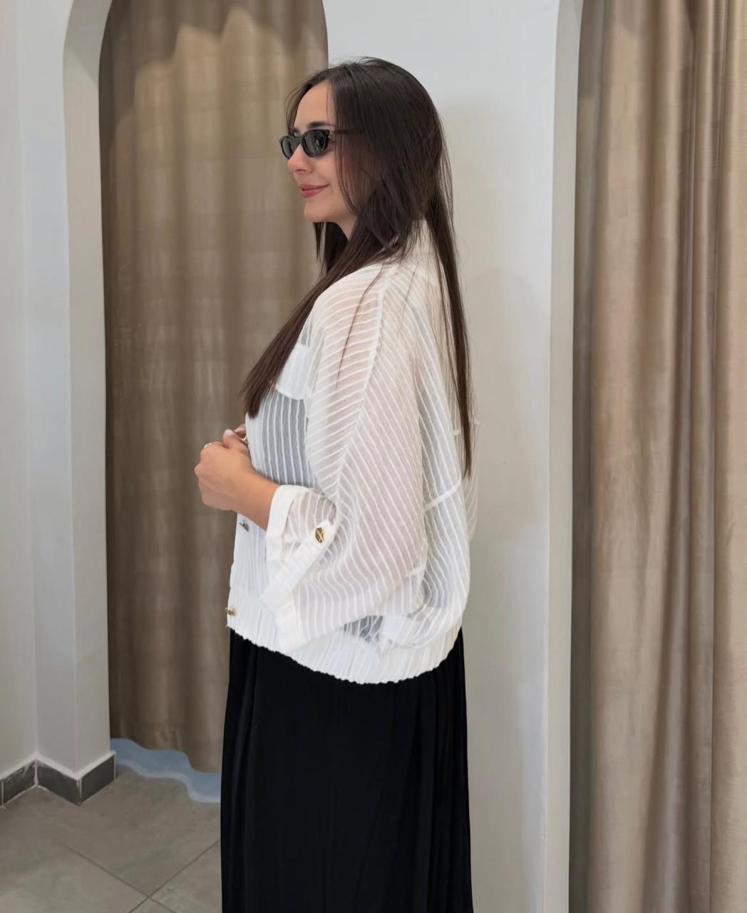 Shirt white Gold button