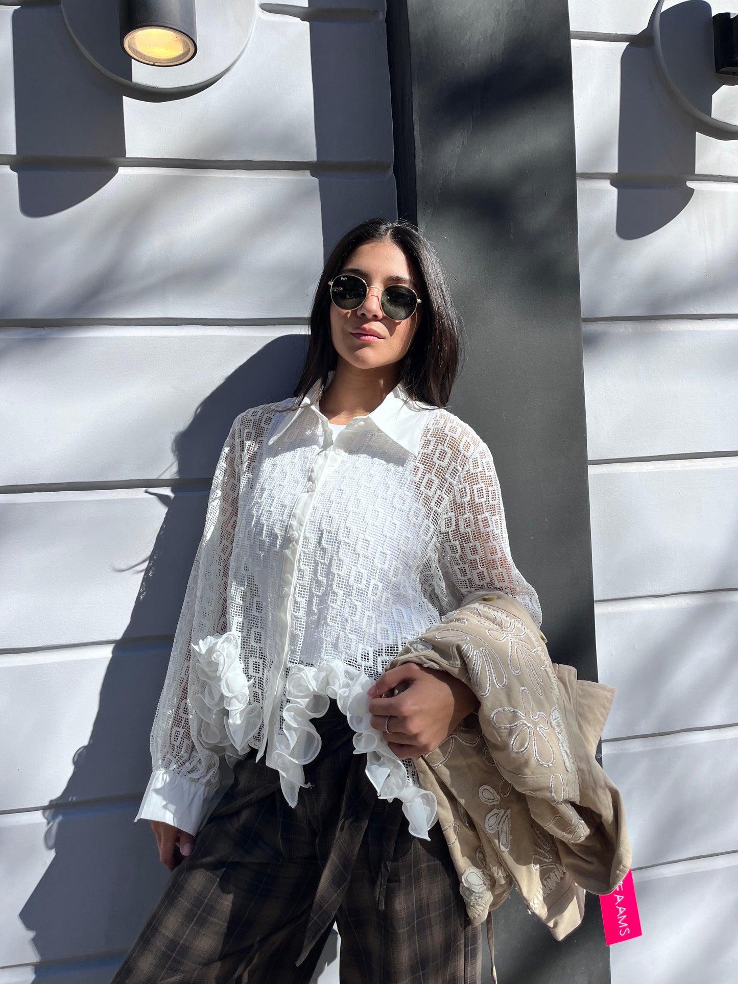 Blouse white ruffles