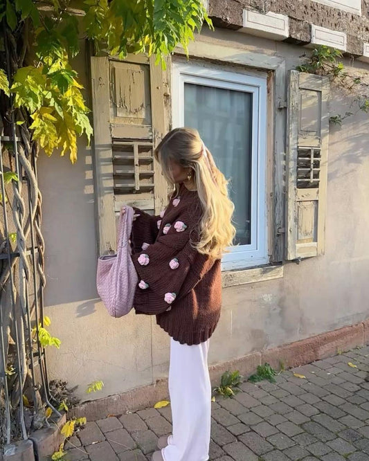 Pullover brown flowers pink