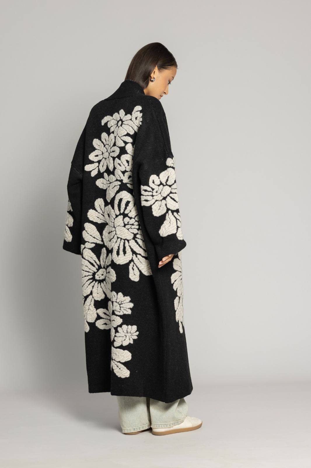 Cardigan black embroidery