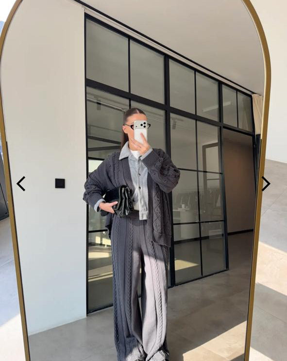 Set navy grey attached shirt