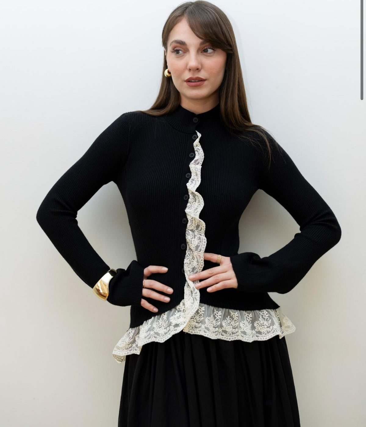 Pullover black knit lace