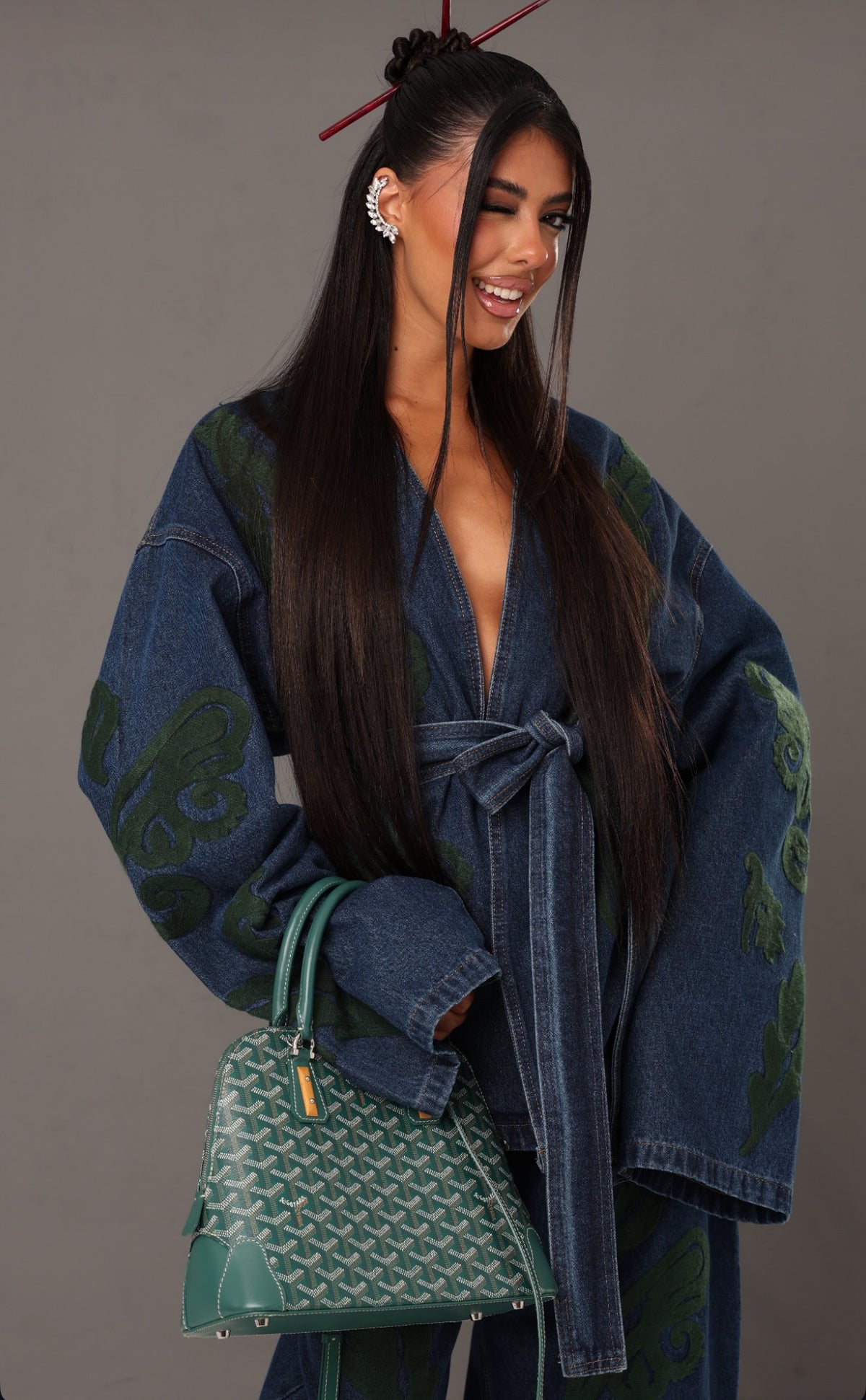 Set denim embroidery green