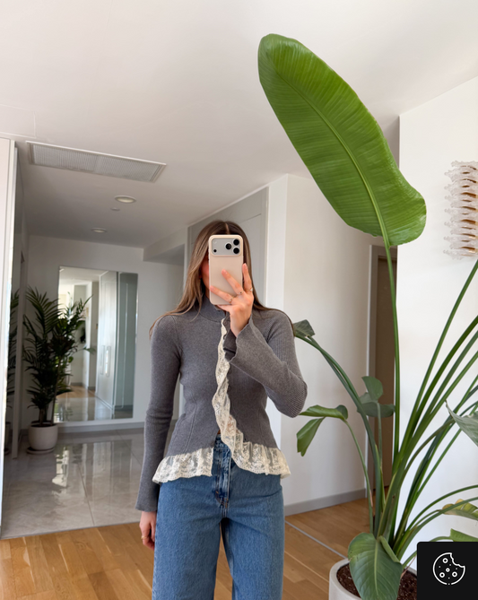 Pullover grey dantelle
