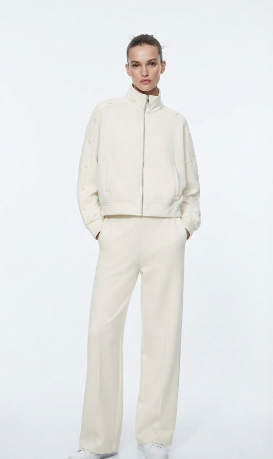 Set soft off white buttons