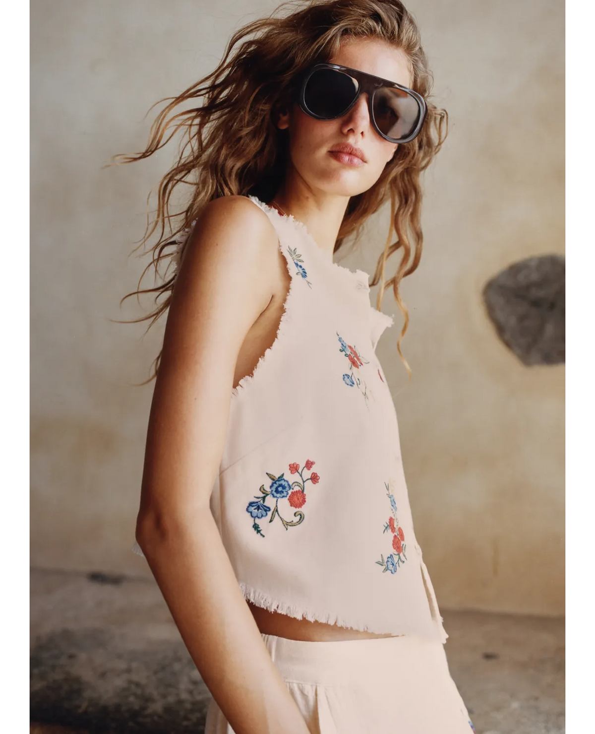 Set embroidery