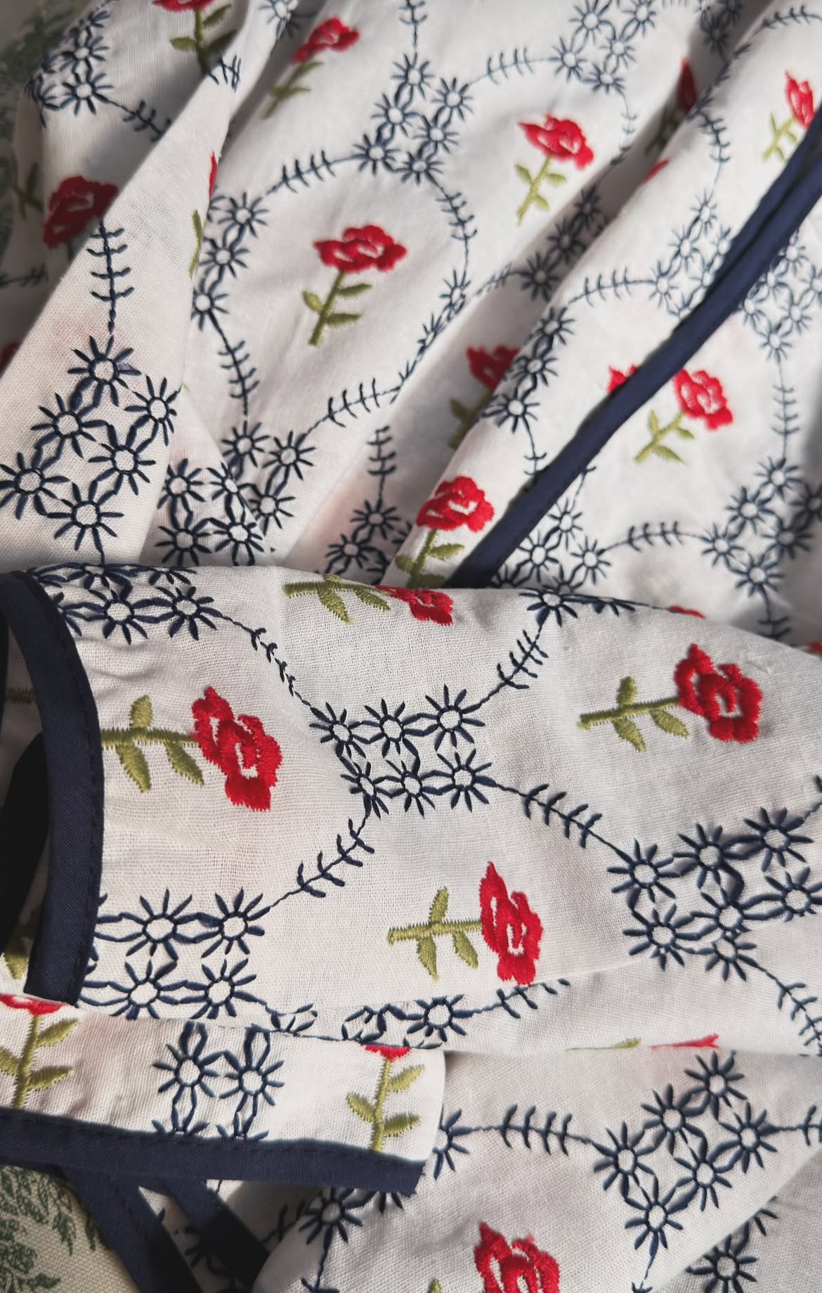 Shirt embroidery red blue