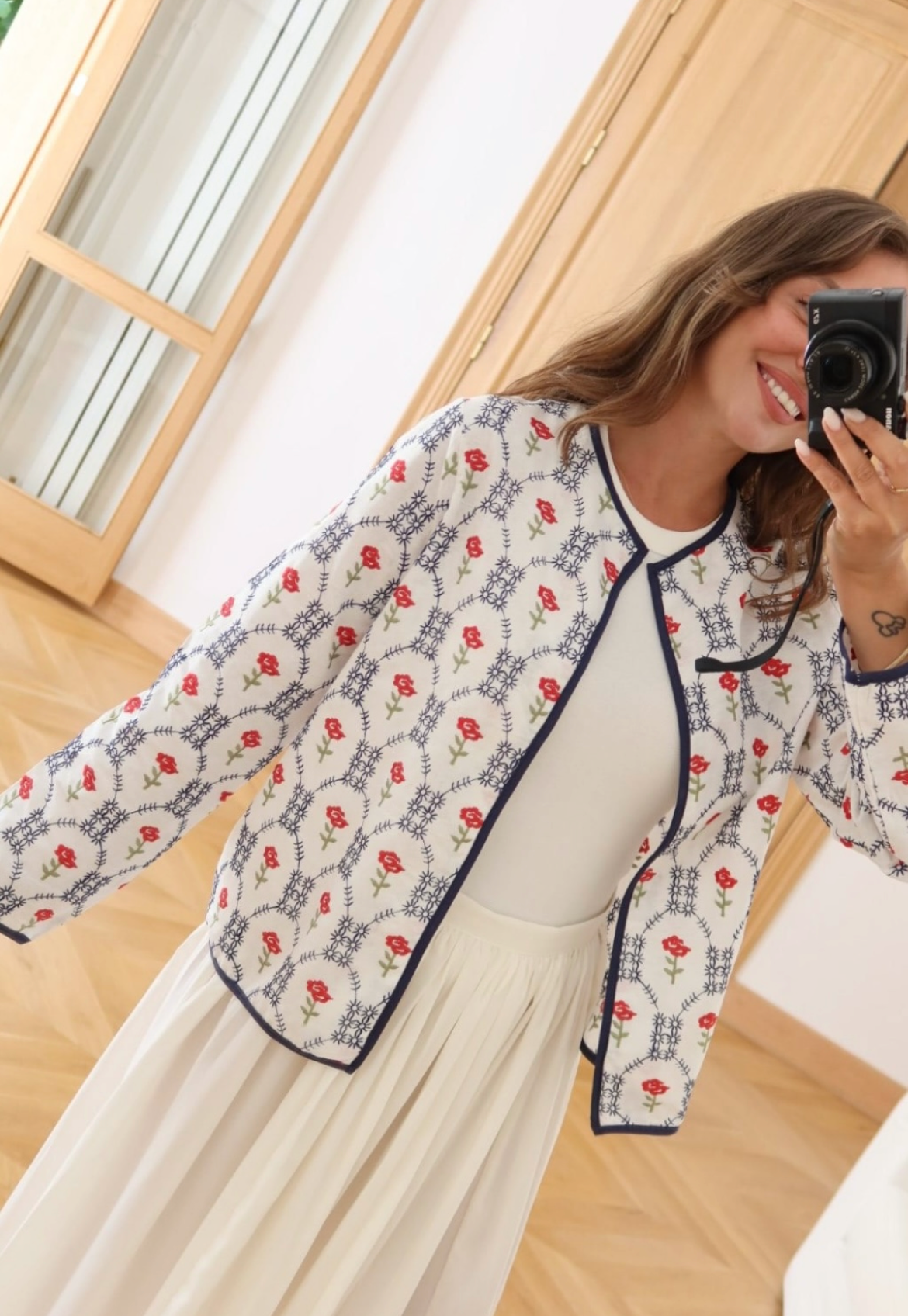 Shirt embroidery red blue