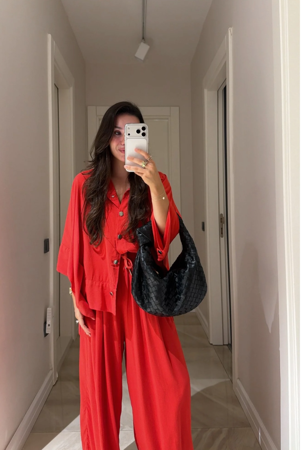 Set red plain