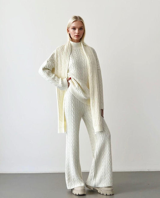 Set White Knitting Scarf
