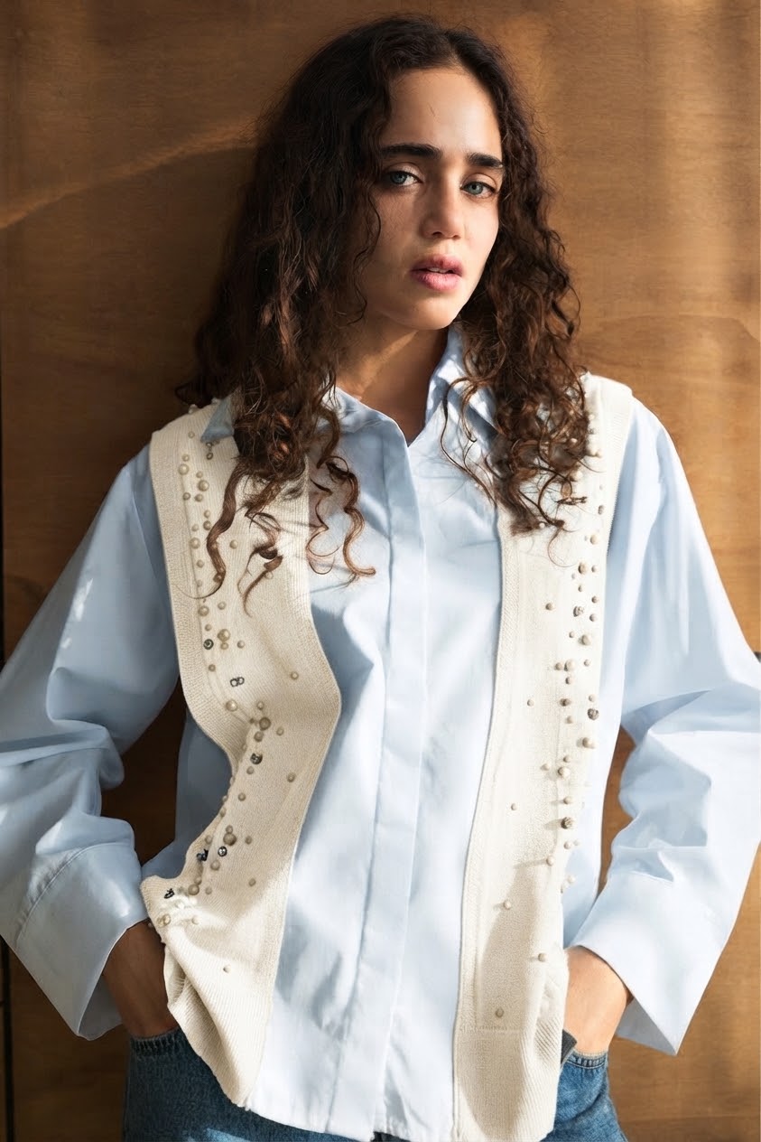 Shirt blue pearls