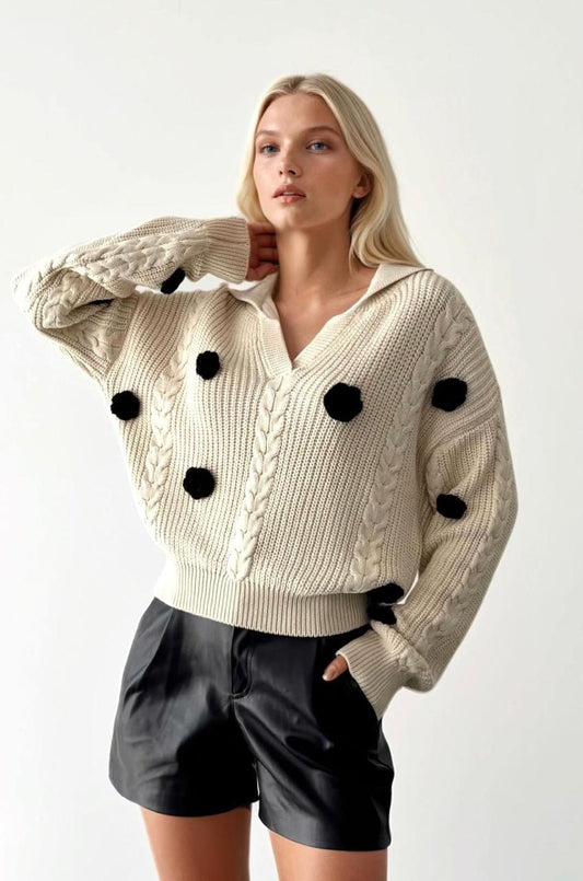 Knitted Off White Black Flowers