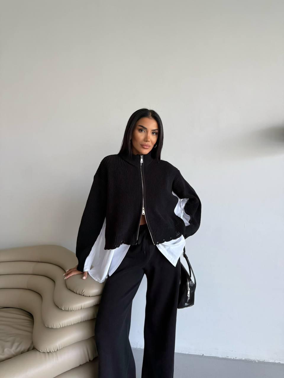 set attached shirt black