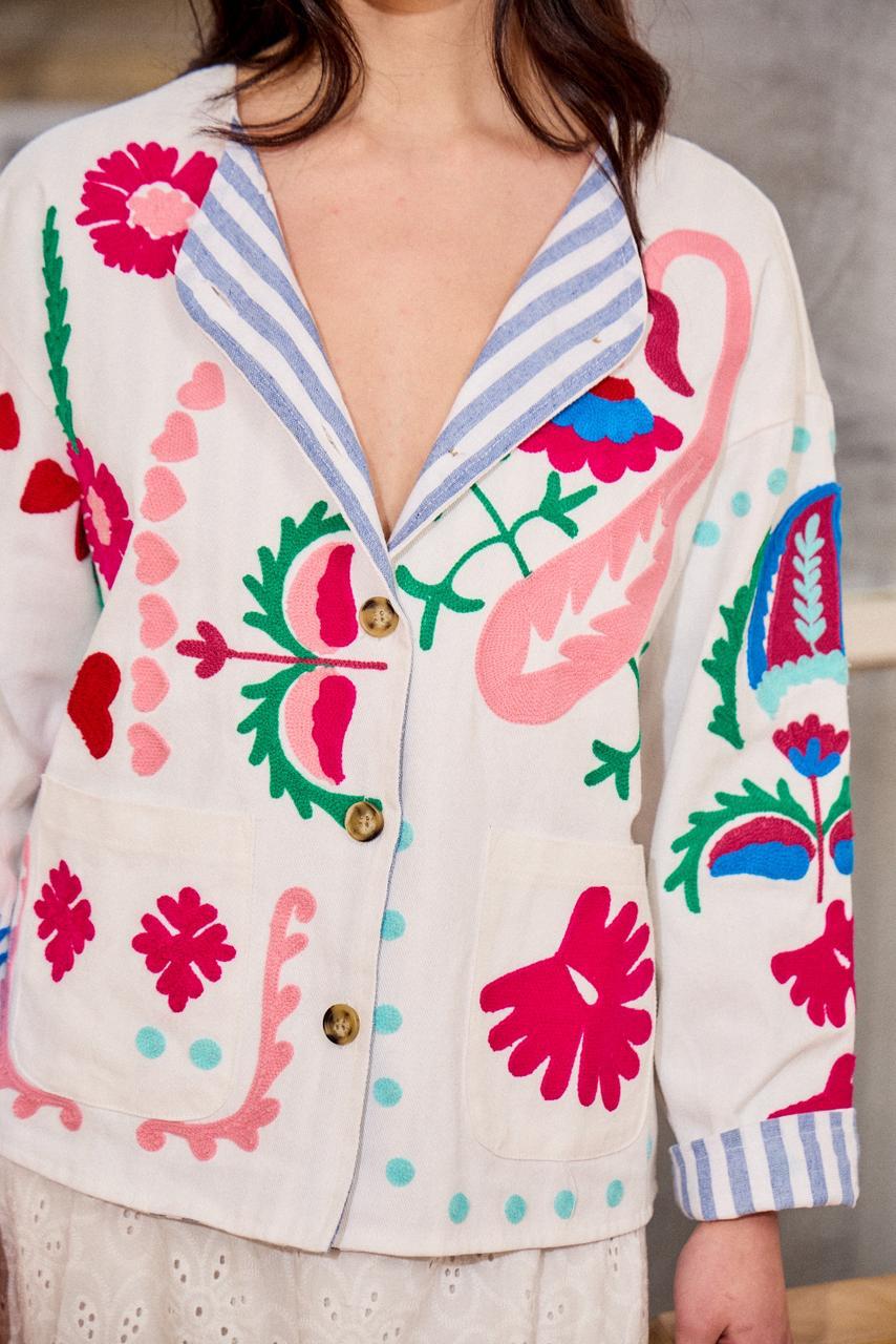 Jacket embroidery white