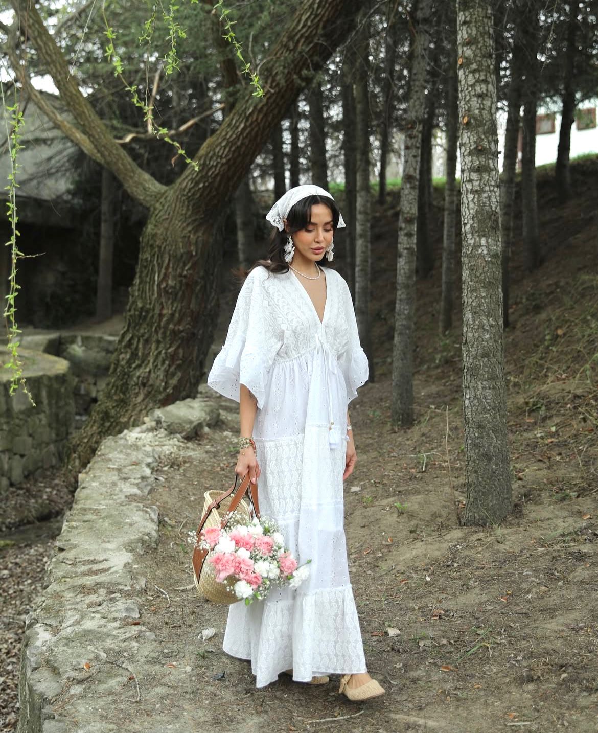 Robin Boho White