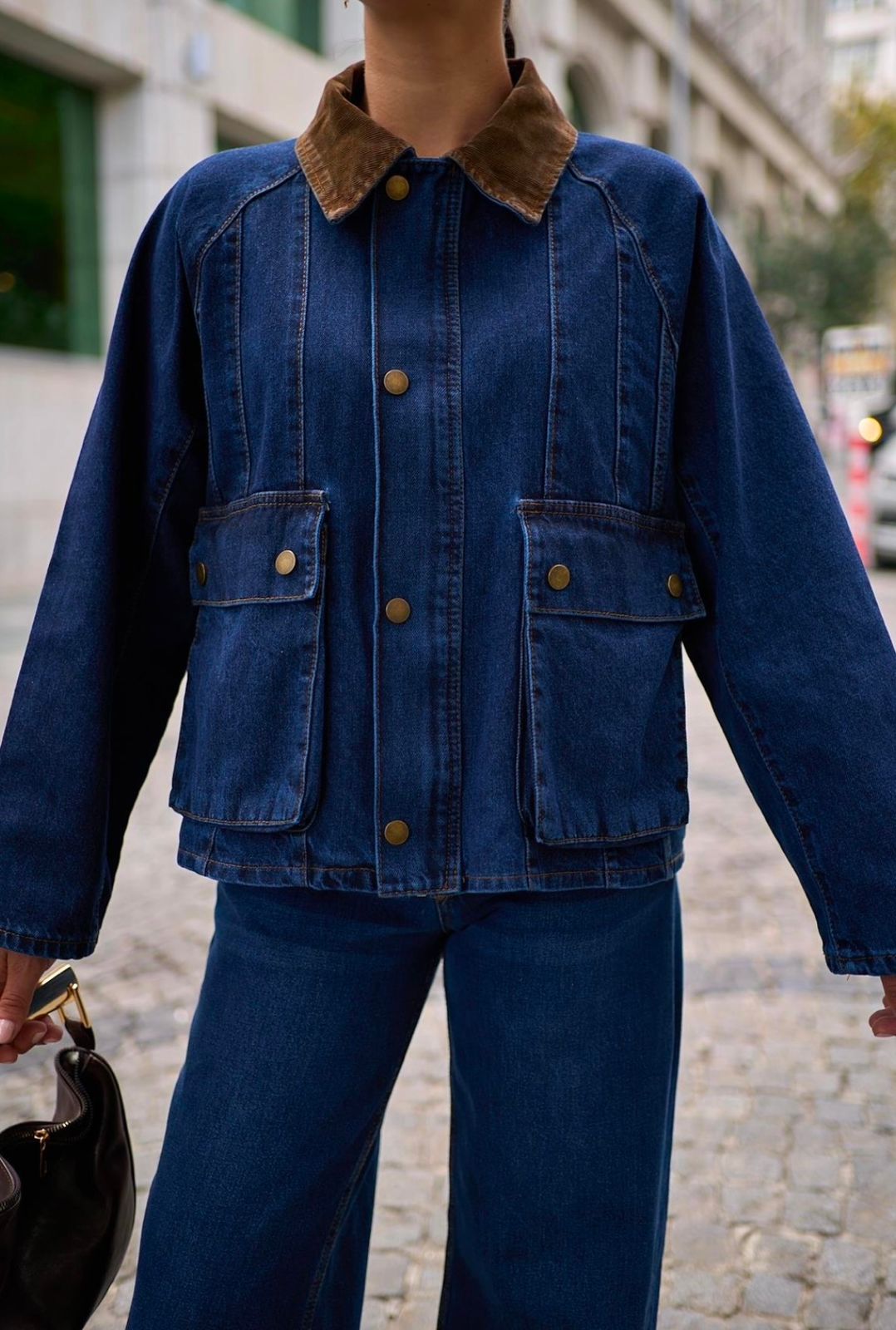 Denim Lowe