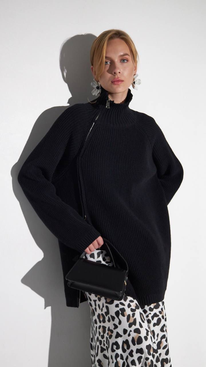 Black Zipper Knit
